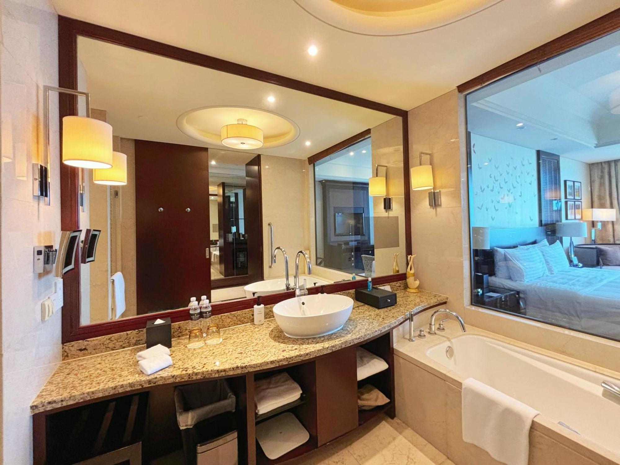 Hotel Intercontinental Wuxi By Ihg Exterior foto